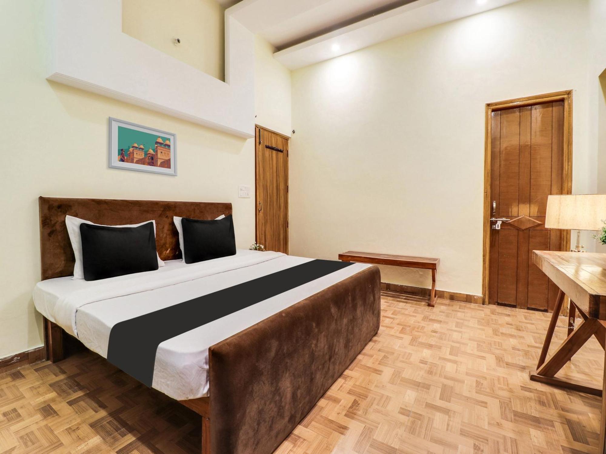 Hotel O Regal Indore Exterior foto